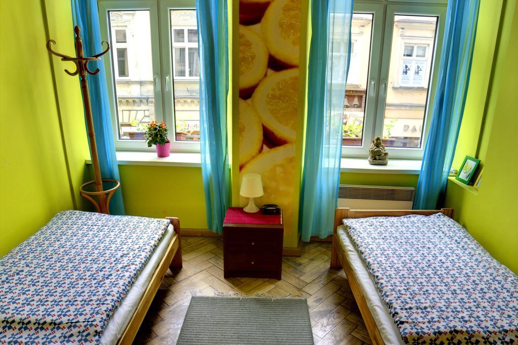 Tutti Frutti Hostel クラクフ エクステリア 写真