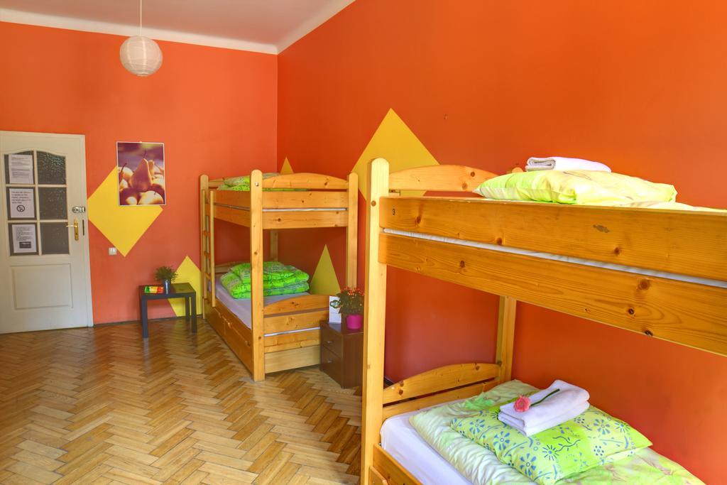 Tutti Frutti Hostel クラクフ エクステリア 写真