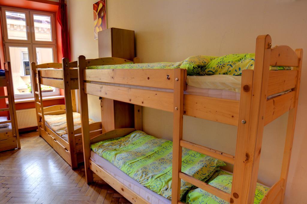 Tutti Frutti Hostel クラクフ エクステリア 写真
