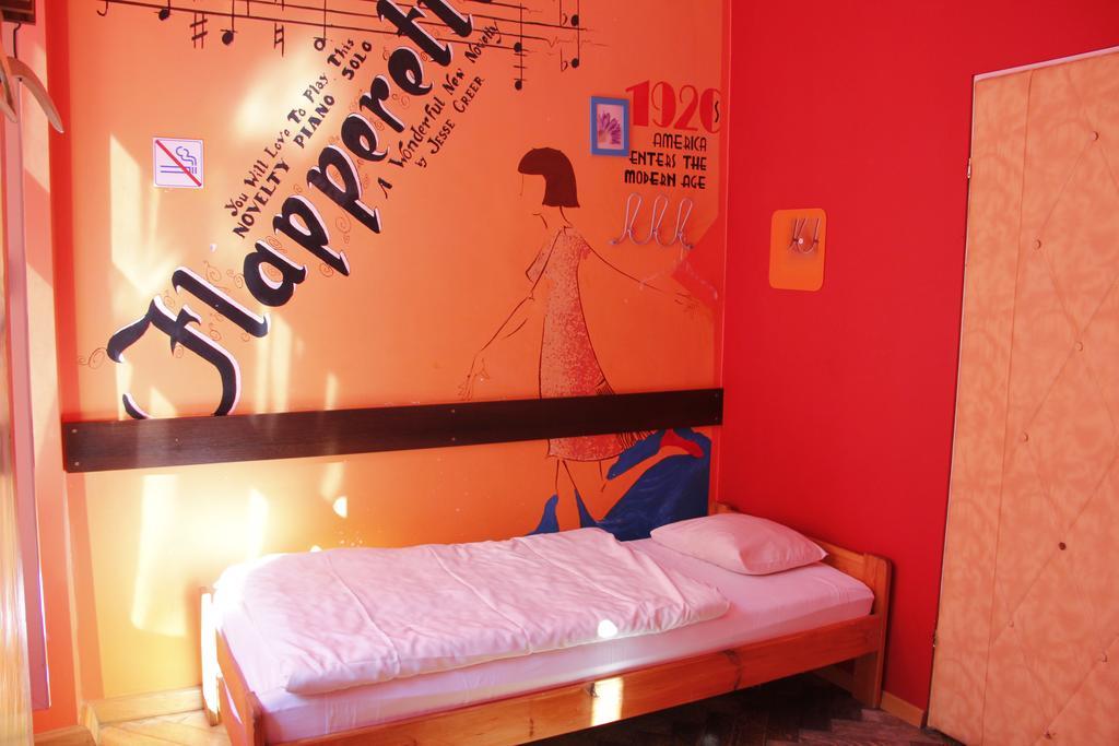 Tutti Frutti Hostel クラクフ エクステリア 写真