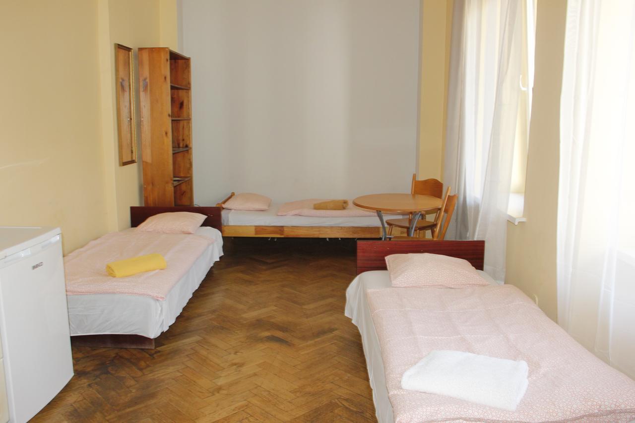 Tutti Frutti Hostel クラクフ エクステリア 写真