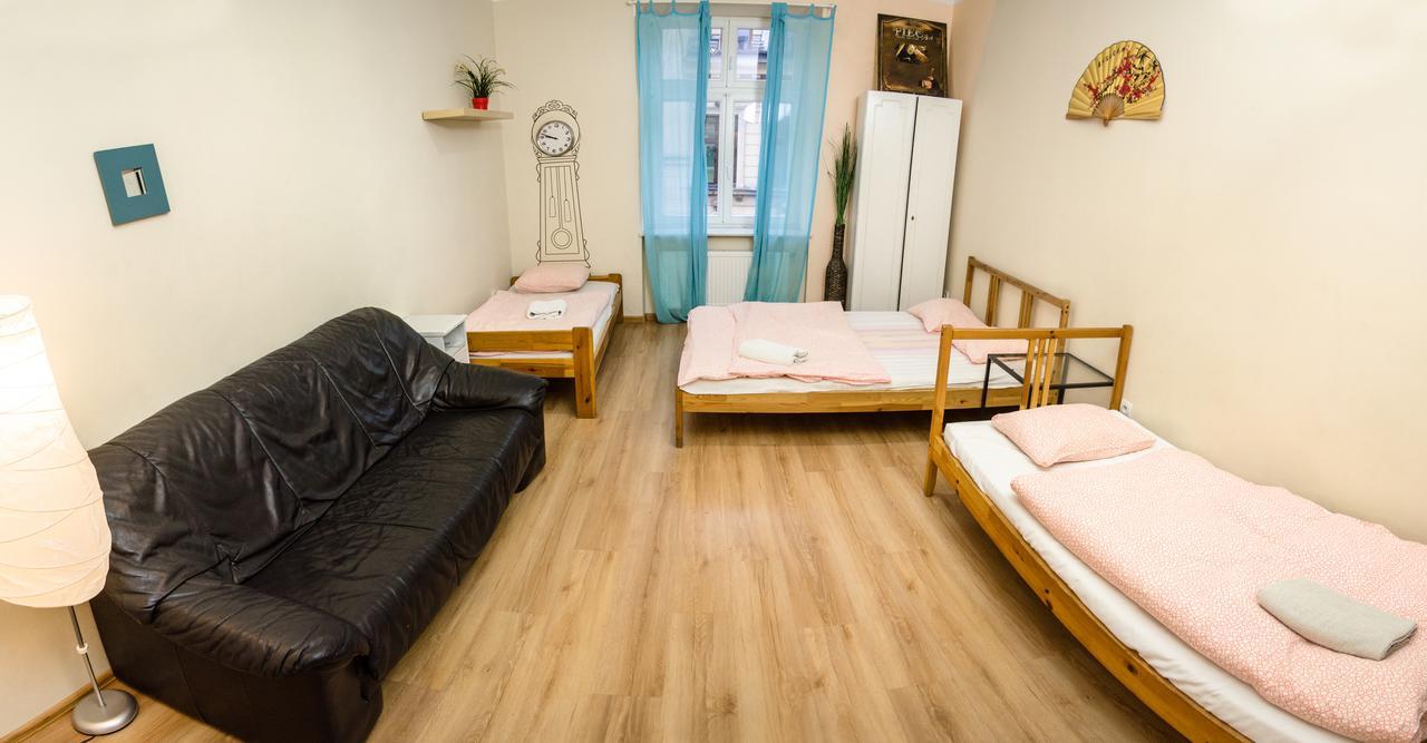 Tutti Frutti Hostel クラクフ エクステリア 写真
